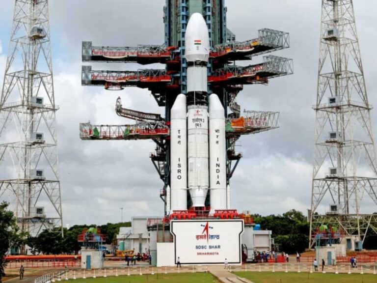 391375-isro-set-to-launch-cms-03-satellite325012984068579435.jpg